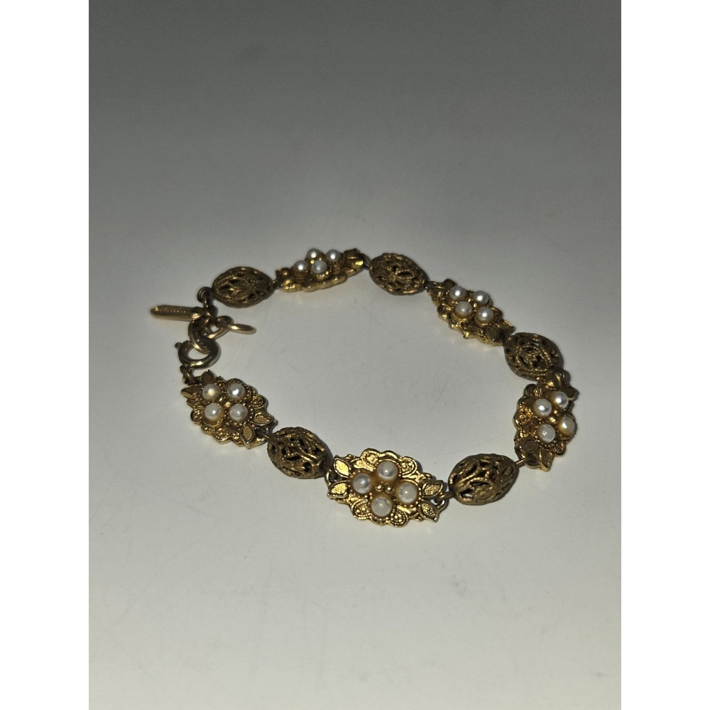Florenza Vintage Faux Pearl Gold Tone Floral Link Bracelet Signed‎